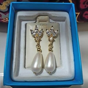 Freshwater Cultured Pearl Drop Earrings